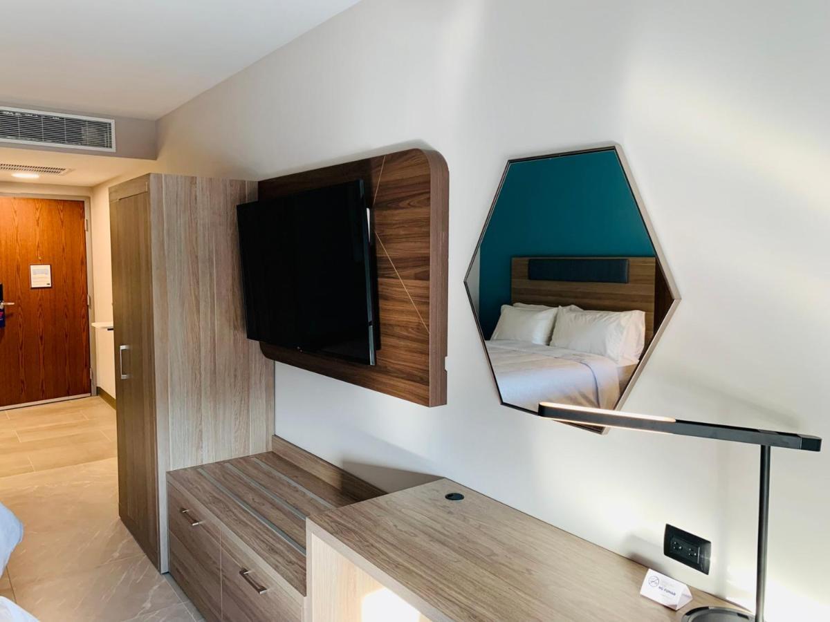 Holiday Inn Express - Guadalajara Vallarta Poniente By Ihg 萨波潘 外观 照片